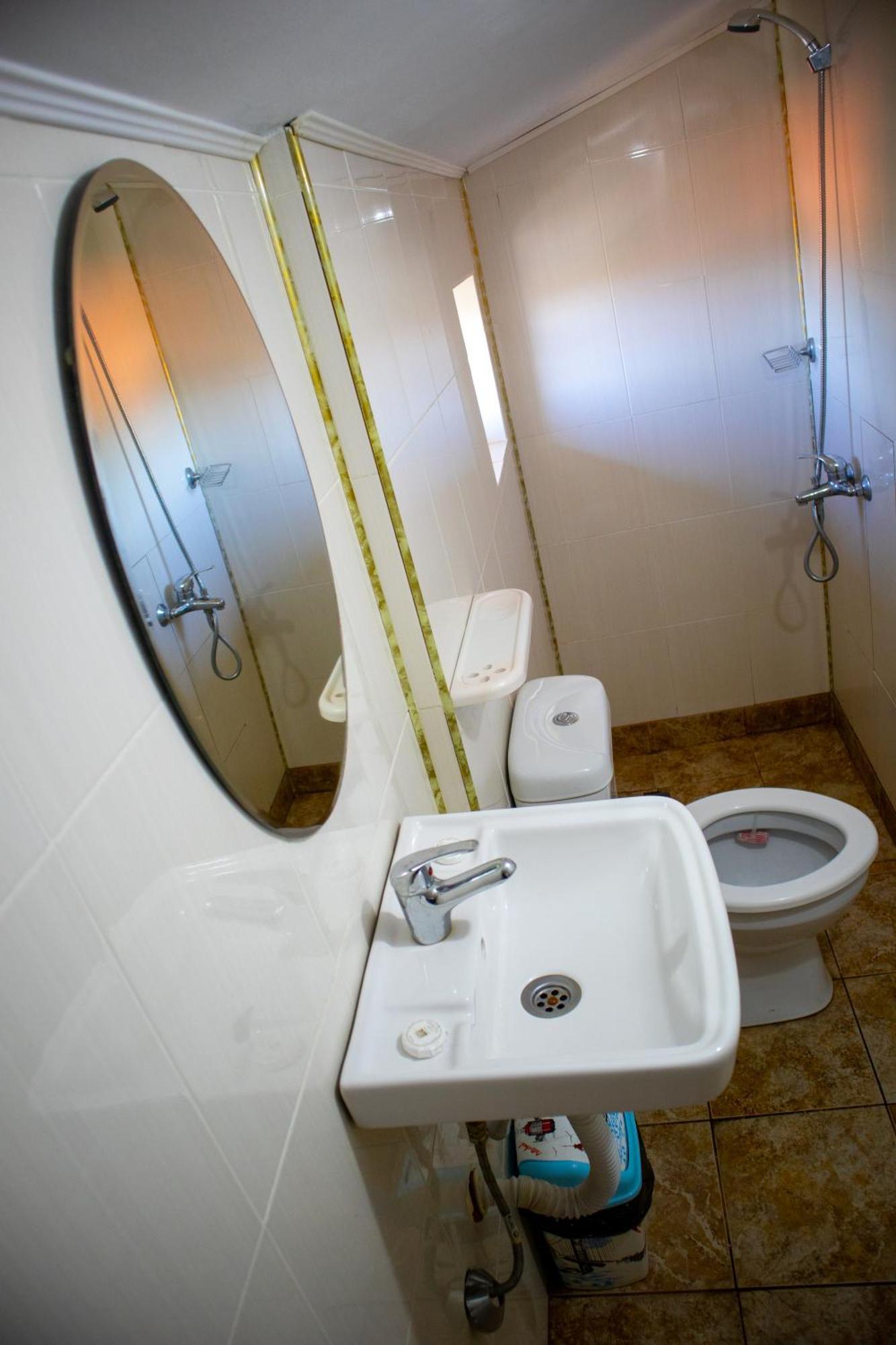 Alpin Guest House Saparewa Banja Exterior foto